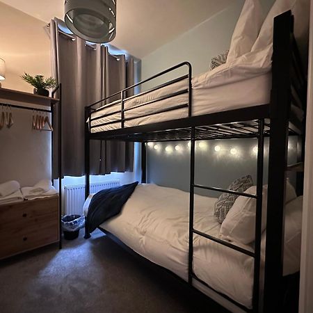 Prince St Cottage - Haworth - Sleeps 4 Экстерьер фото